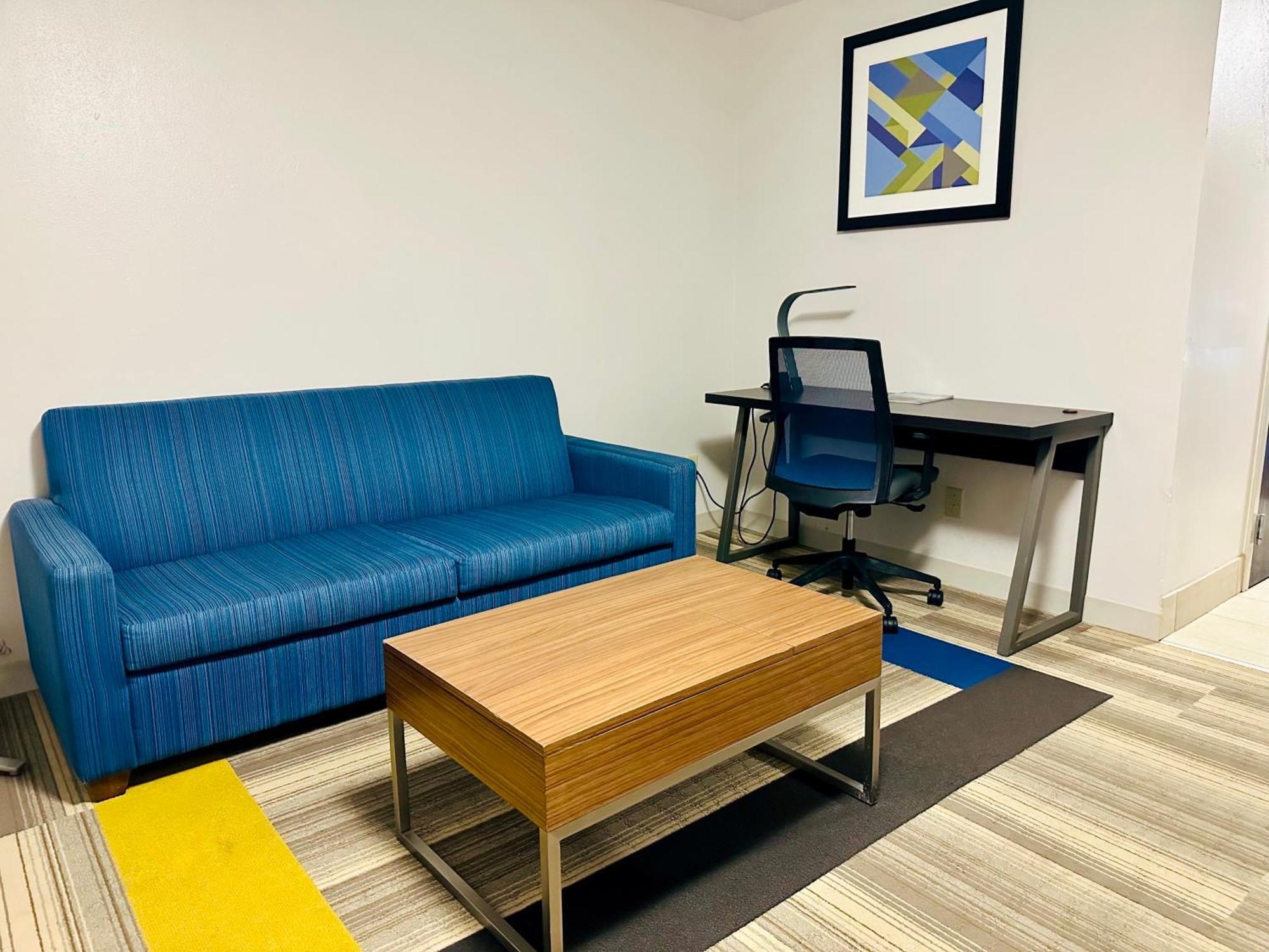 Holiday Inn Express & Suites Chattanooga-Hixson By Ihg Eksteriør billede